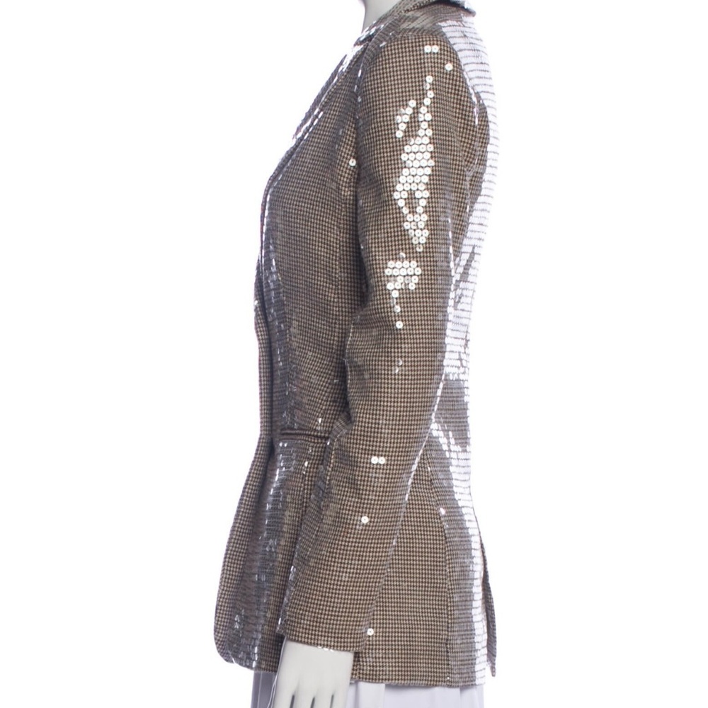 Beautiful blazer - Picture 2 of 3
